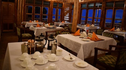 Bwindi Orugano Lodge