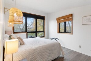 4 quartos, ferros/tábuas de passar roupa, Wi-Fi de cortesia