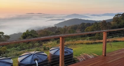 Tranquil Gold Coast Hinterland 4 berth Tiny Home getaway with views to the coast