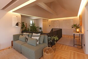Interior - NEW! Prime Riverside Duplex (Porto)