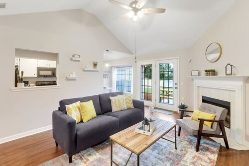 Lake Retreat near Savannah