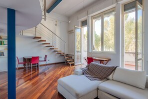 Living area - Parioli Luxury Loft with Terrace (Roma)