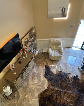 Living area - Beautiful House w/Pool Near The Beach (Hollywood)