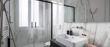 Shower, bidet