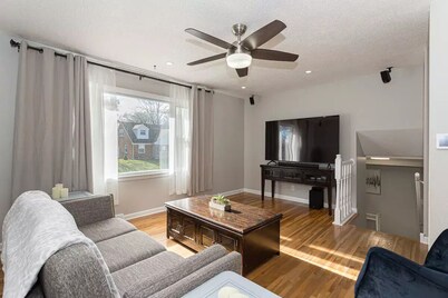 Clean and updated with a Hot Tub
Minutes away from the new Bettendorf Waterpark