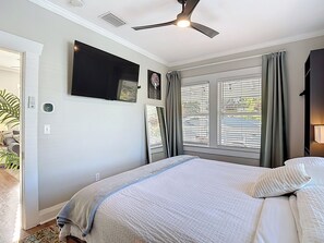 1 bedroom, iron/ironing board, travel cot, free WiFi