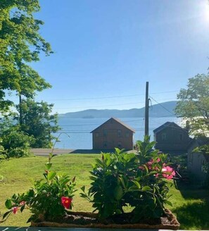 Property grounds - Cozy Hillside Hideaway on Lake Canadarago (Richfield Springs)