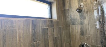 Buffalo Wallow Cabin at The Lazy Buffalo Hunting Pet Friendly Wichita Mountains