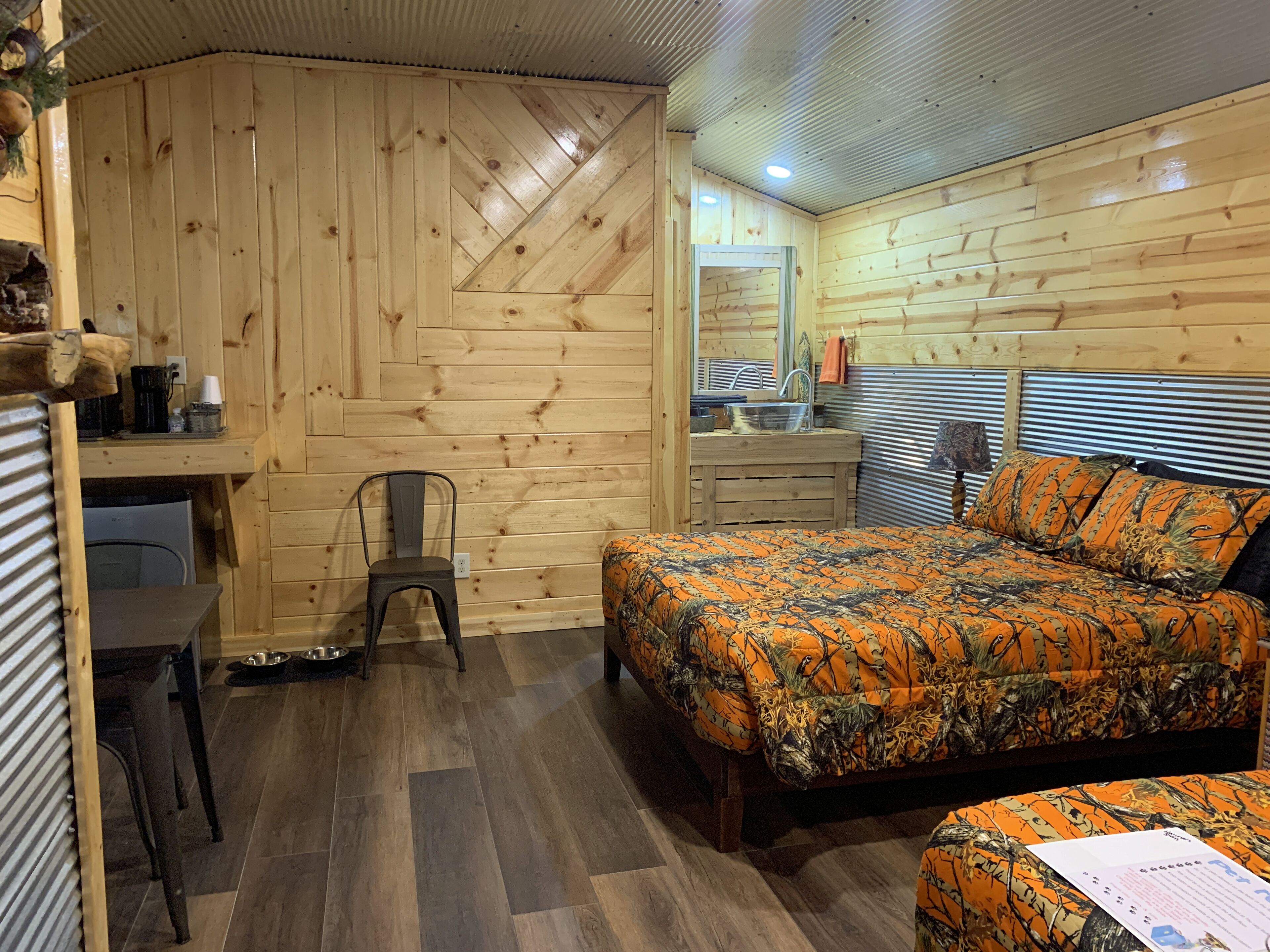 1 間睡房、熨斗/熨衫板、免費 Wi-Fi、床單