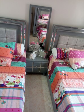 1 soverom, strykejern/-brett, wi-fi og sengetøy