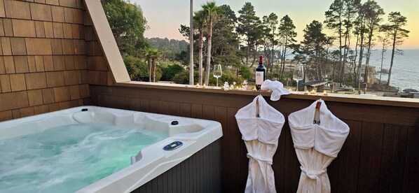 Luxury Room, 1 King Bed | Terrace/patio