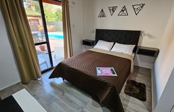 1 habitación, wifi y ropa de cama