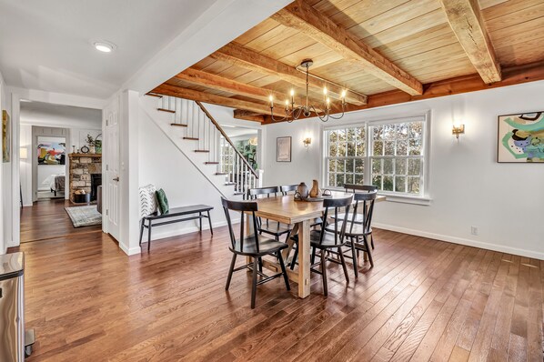 Dining - The Art House: 5-Acre Private Getaway w/ Firepit & AC (Bridgewater)