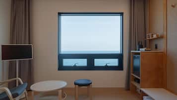 Junior Suite | Premium bedding, down duvets, memory-foam beds, desk