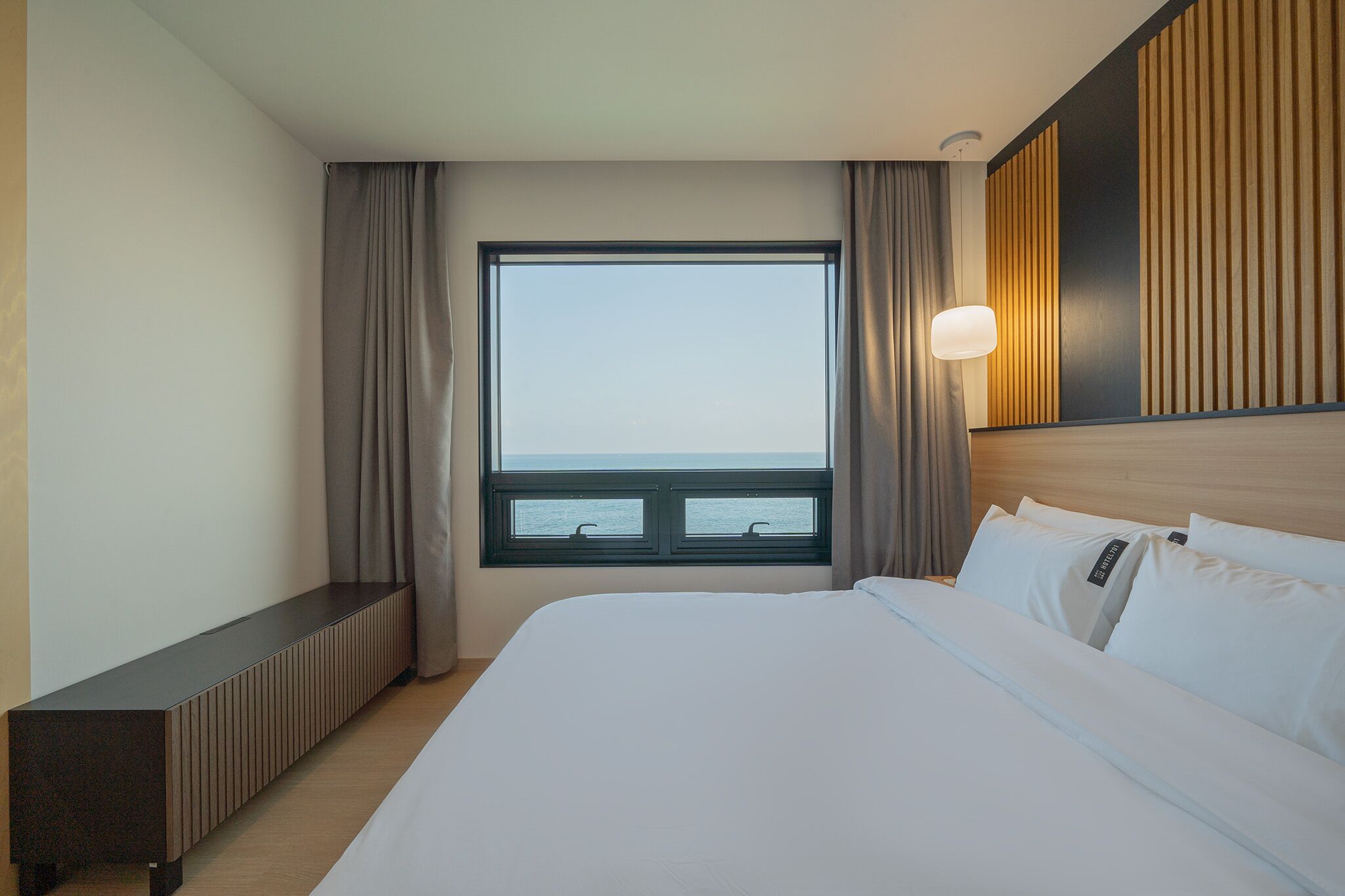 Suíte premier | Roupas de cama premium, edredons de pluma