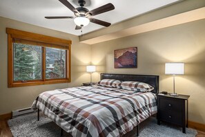 1 Schlafzimmer, Schreibtisch, Bügeleisen/Bügelbrett, kostenloses WLAN