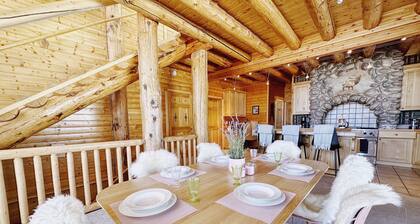 Ski-in/Ski-out Powder Mountain Lodge