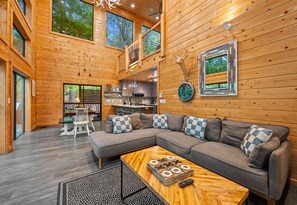 Smart TV, fireplace, video games, foosball - Outdoor Playset | Game Room | Fire Pit | Hot Tub (Broken Bow)