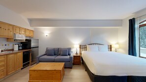 1 slaapkamer, een strijkplank/strijkijzer, wifi, beddengoed