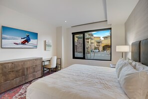 2 bedrooms, desk, iron/ironing board, free WiFi - LIFT 114 | Ski-In/Out Next to Sunrise Lift | Village View | Kitchen | Hot Tub | Pool (Park City)