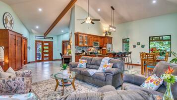 Älytelevisio, DVD-soitin, pöytätennispöytä, kirjoja