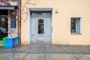 Exterior detail - Stellar Kreuzberg 2BR, by Blueground (Berlin)