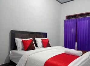 11 bedrooms - twoonehomestay (Kuta)