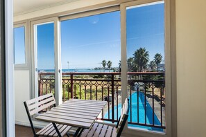 Family Room | Beach/ocean view - Sea Eco Beach (Jeju City)