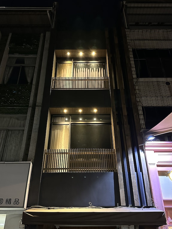 就這兒 民宿評價、特色體驗、房價資訊、訂房連結 – 市中心便利住宿 - 照片 11