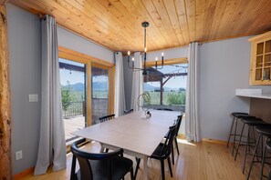 Dining - New! Private Hot Tub | Dog Friendly | Summer Retreat in Paradise Valley! (Livingston)