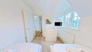 2 Schlafzimmer, Bügeleisen/Bügelbrett, Reisekinderbett, kostenloses WLAN