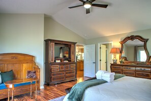3 habitaciones, tabla de planchar con plancha, wifi y ropa de cama