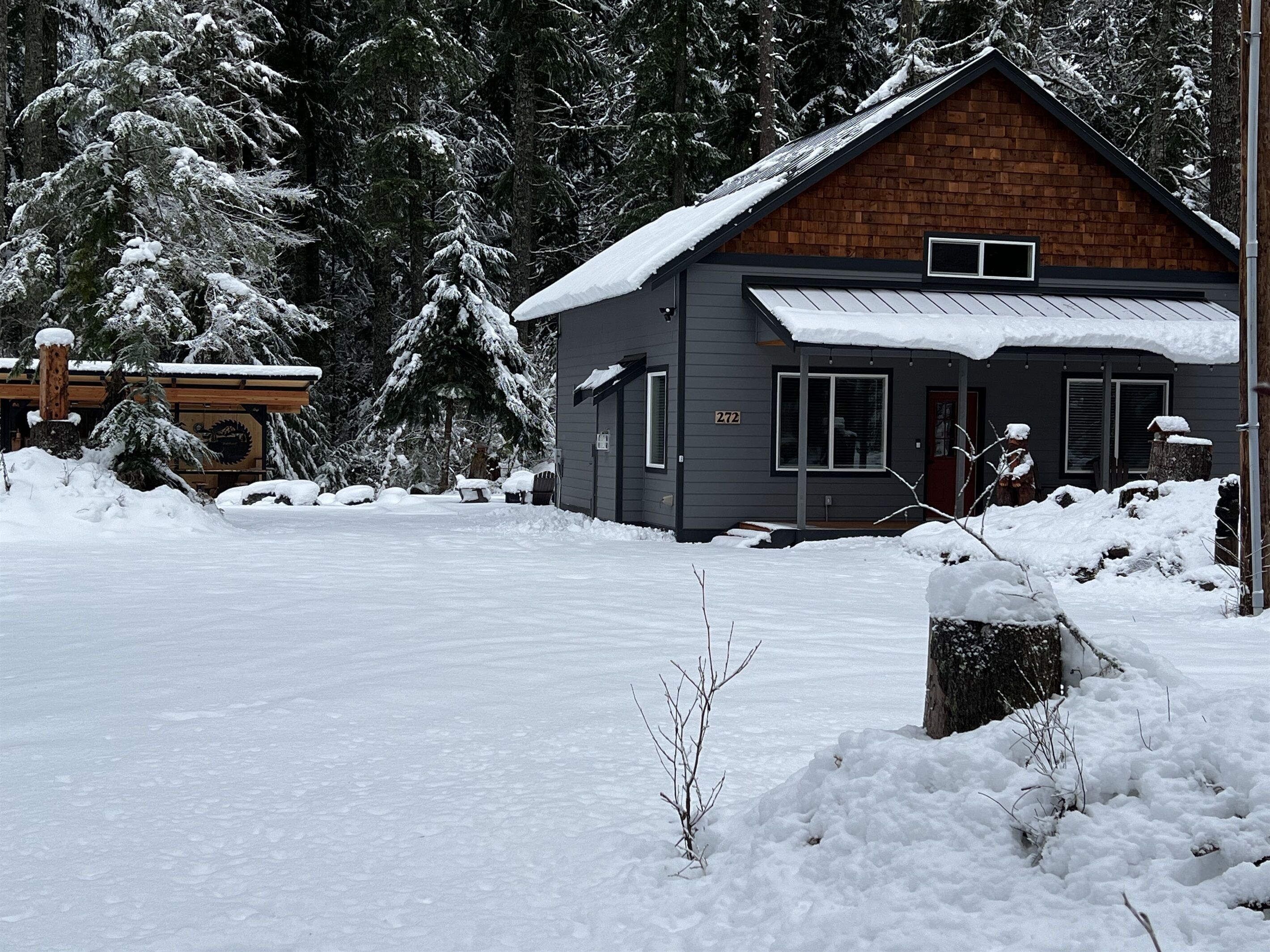 New! Family Cabin w/Solo Stove Firepit, EV & Spa!