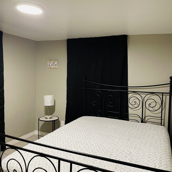 1 bedroom, WiFi, bed sheets