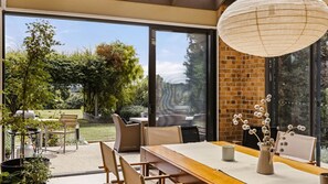 Dining - Vineyard Lane Winery Escape (Tuerong)