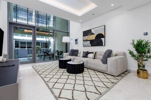 Apartment | 1 bedroom - Exquisite Duplex With Private Patio Loft Living (Dubai)