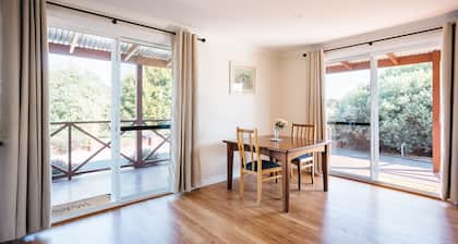 Owen's Hideaway by the BNB Collection