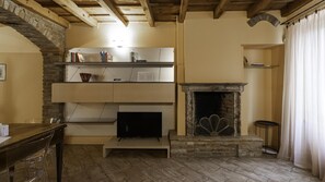 House | 1 bedroom