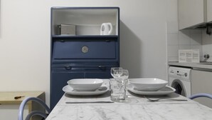 Unclassified image, 4 of 29, button - Italianway Easy - Cesare da Sesto 20 B (Milan)