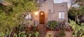 Desert Bloom  / 1 BR 1 BA / Blocks from U of A