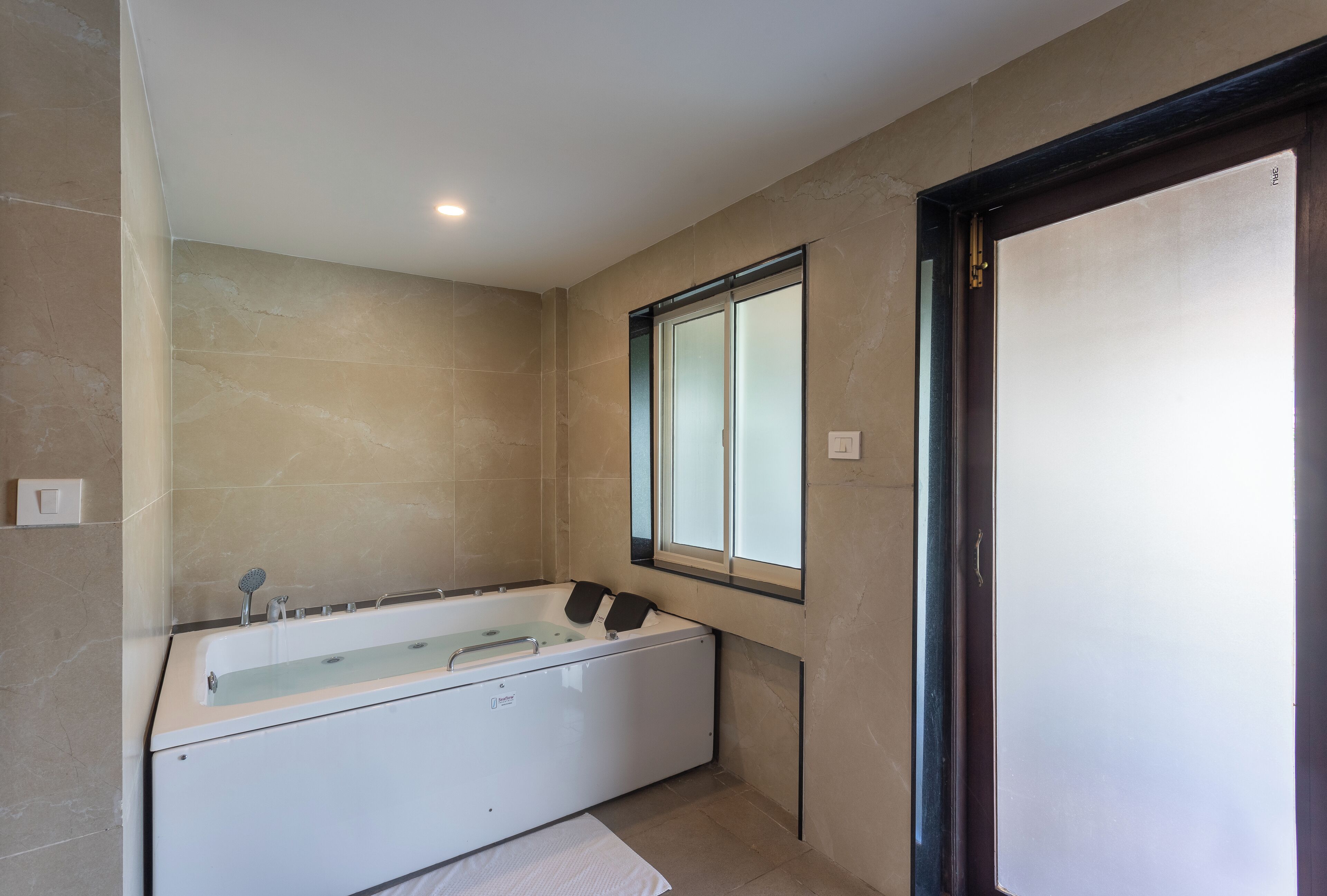 Bañera profunda