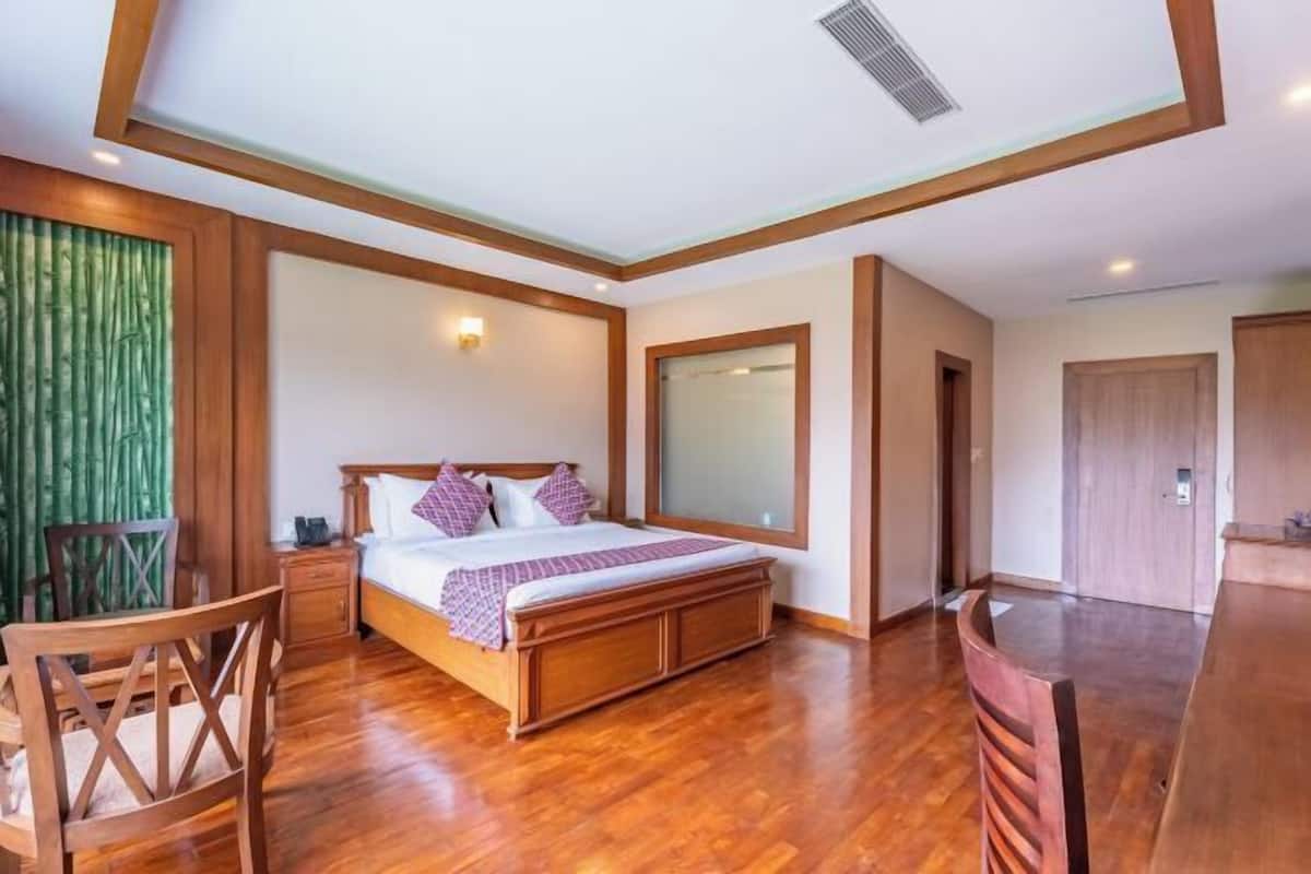 Literie hypoallergénique, minibar, coffres-forts dans les chambres