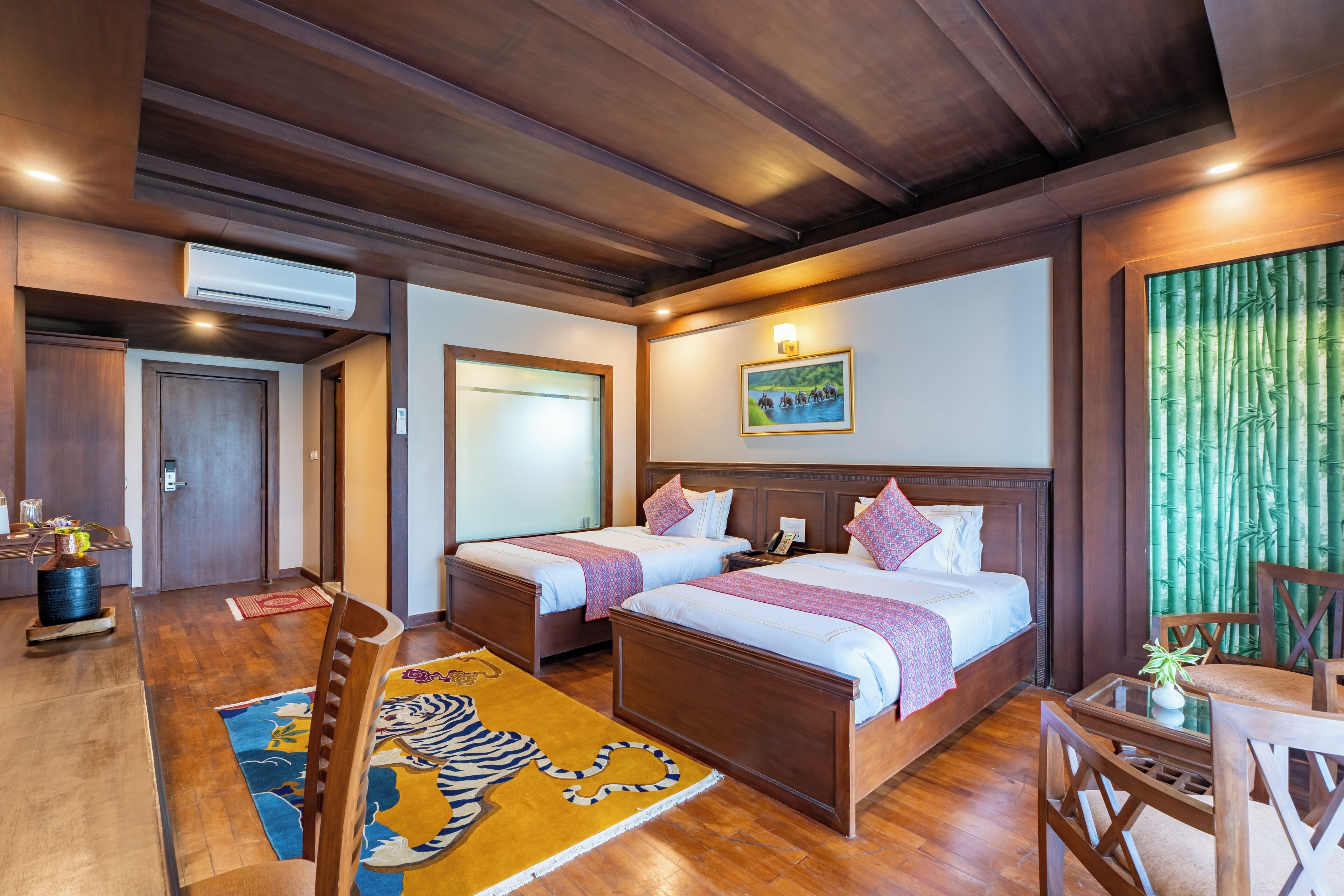 Ropa de cama hipoalergénica y minibar 