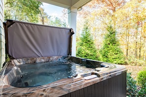 Baignoire à remous extérieure