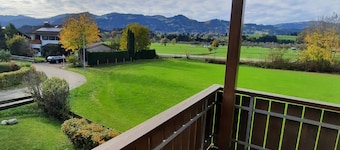 Apartment 'Ferienwohnung Hörnerblick 32' with Mountain View, Balcony and Wi-Fi