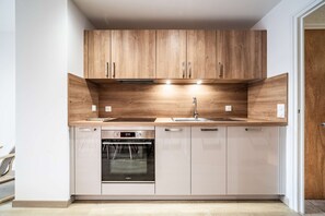 Fridge, microwave, oven, dishwasher - CHEVRULS A6 : Two bedrooms central apartment (MORZINE)