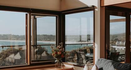 Eco Waterfront Seclusion - Carlton Bluff House
