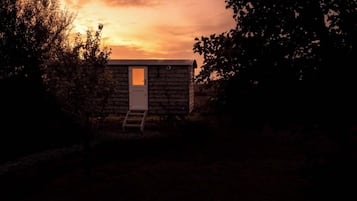 Cabane Confort, vue colline | 1 chambre, Wi-Fi gratuit