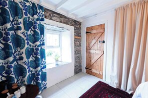 Comfort-Doppelzimmer, Blick auf den Innenhof | Kostenloses WLAN