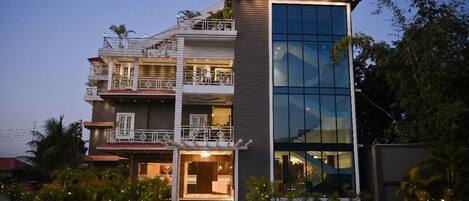 Front of property - evening/night